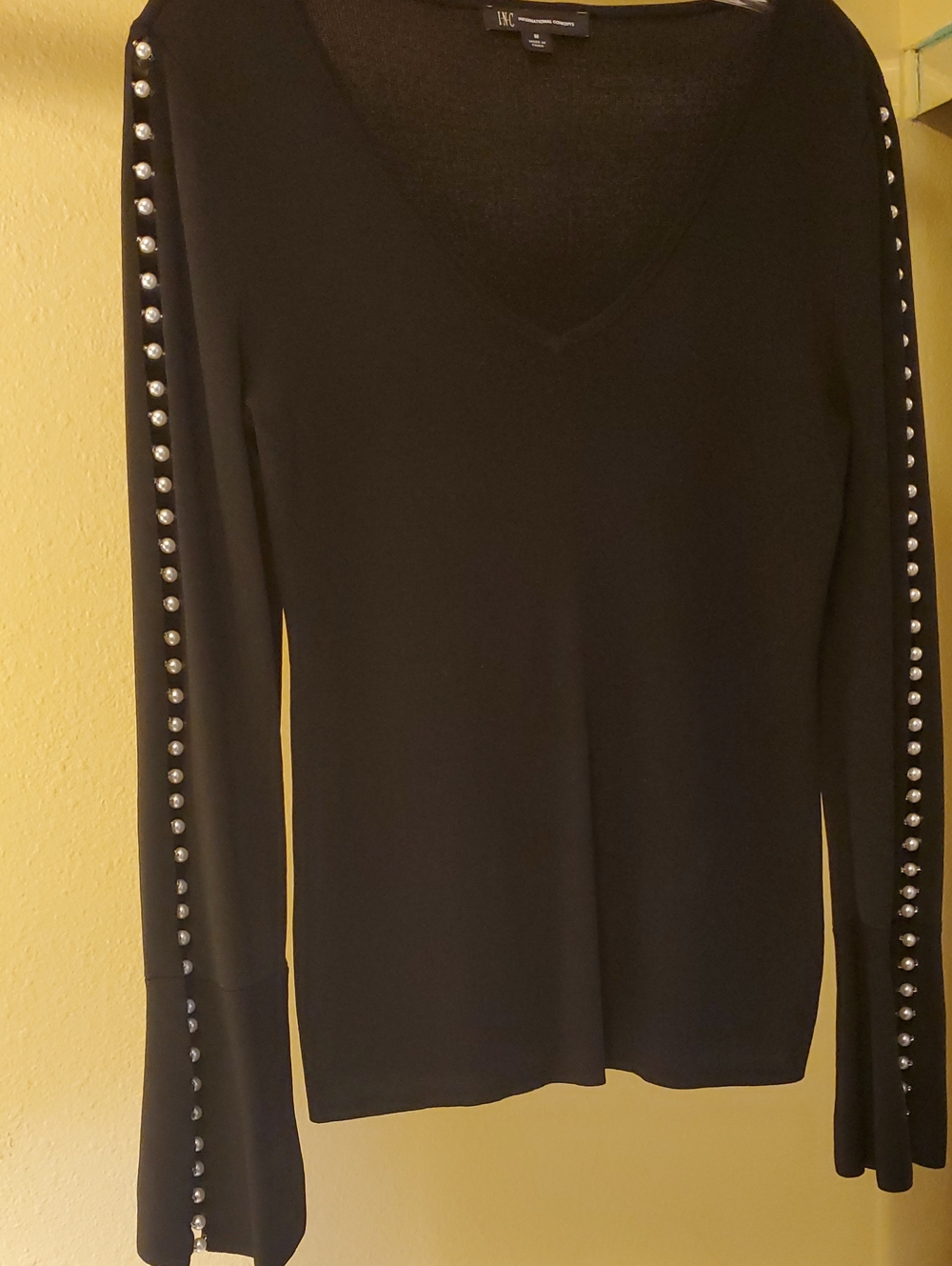 INC International Concepts Black and Gold Metallic Knit Top Sz Sm